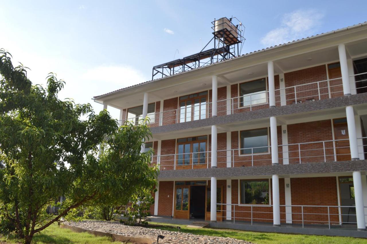 Runaway Eco Hotel Каруас Экстерьер фото