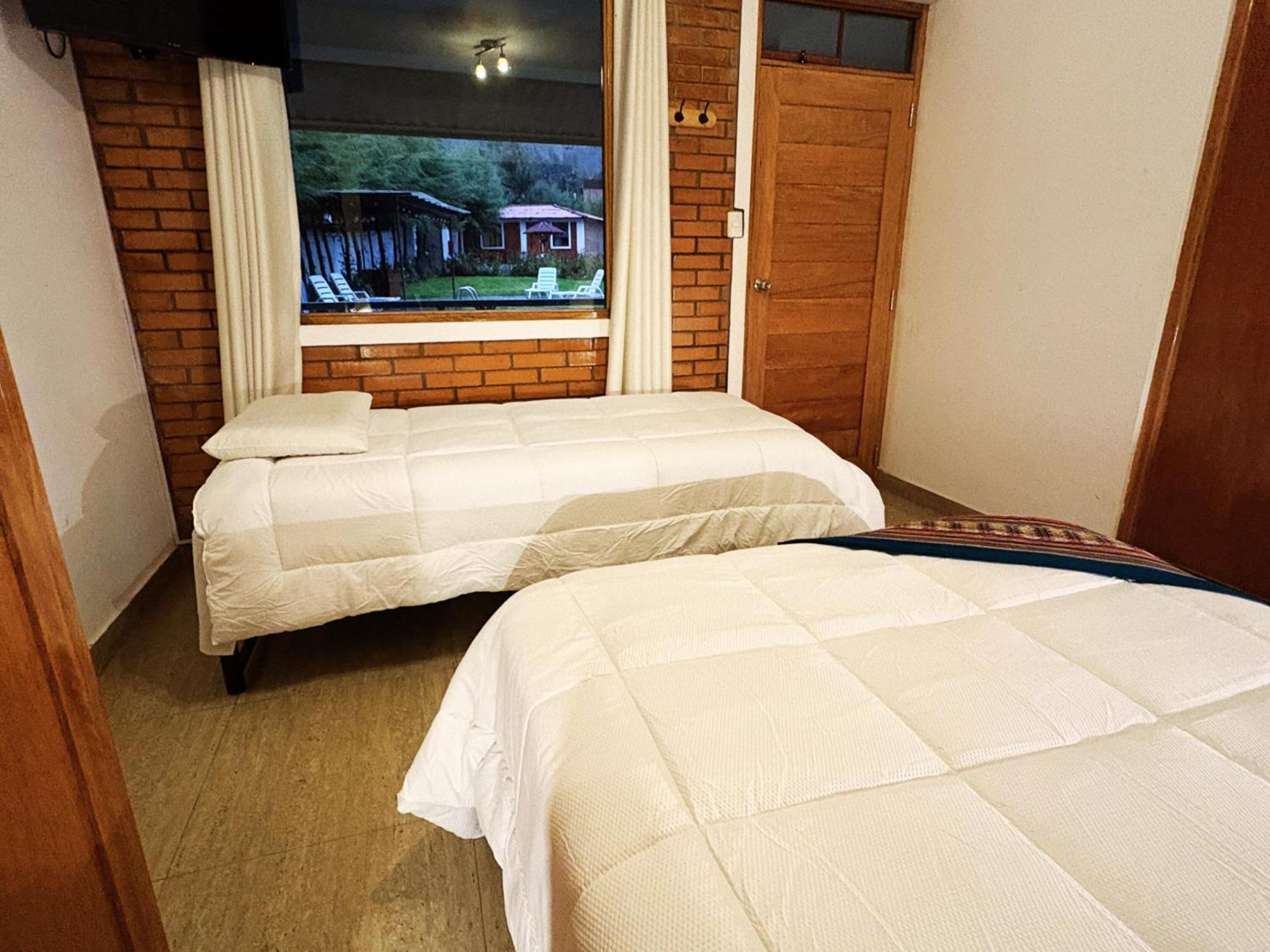 Runaway Eco Hotel Каруас Экстерьер фото